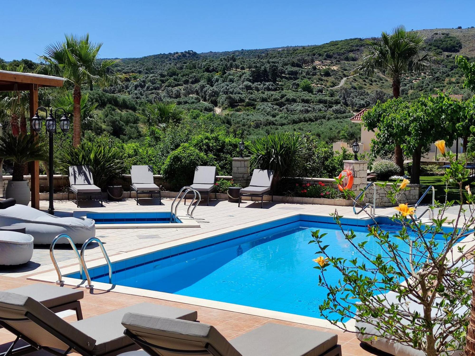 Kipo Paradiso Spa, Yoga & Gym Resort Kirianna Dış mekan fotoğraf